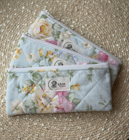 Blue Roses Small Pouch