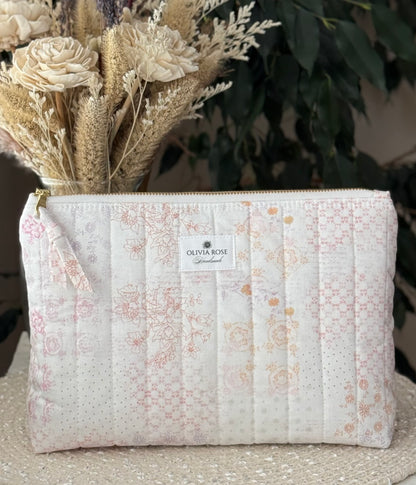 Light Patchwork Quilted Medium Toiletries bag