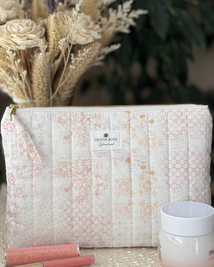 Light Patchwork Quilted Medium Toiletries bag