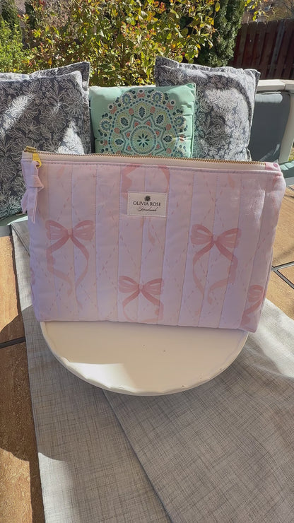 Pink Bows Quilted Medium Toiletry Bag